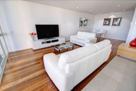 Seapoint 102 - Accommodation Port Macquarie 0