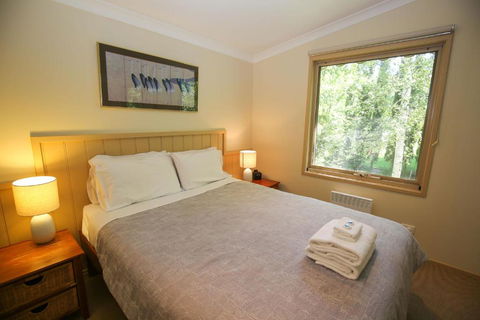 Alpine Arnica Cottage 2 - Accommodation Port Macquarie 2