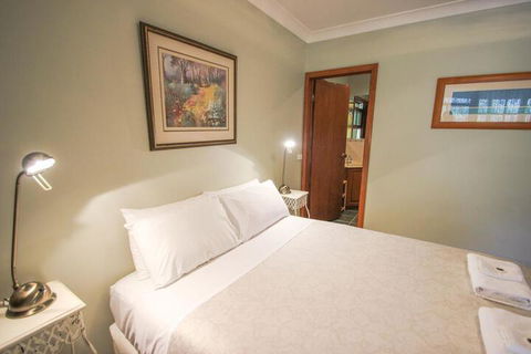 Wombat Hollow - Accommodation Port Macquarie 3