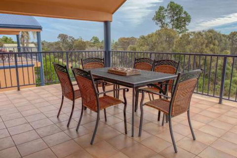 The Curly Seahorse - Accommodation Port Macquarie 7