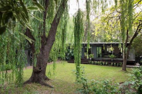 Botanica Editions - Accommodation Port Macquarie 3