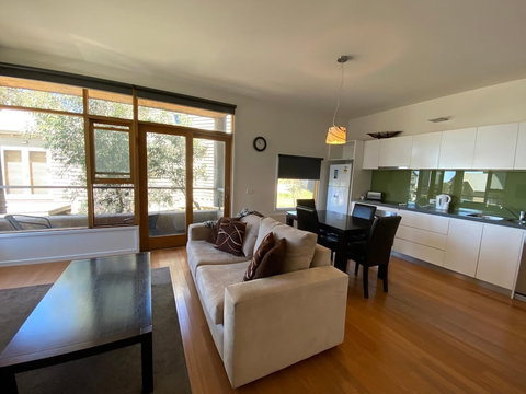 Triggerplant 1 - Accommodation Port Macquarie 5