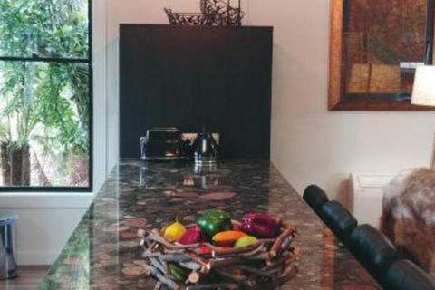 The WeareHouse In Deloraine - Accommodation Port Macquarie 2