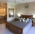 Huge House on the Grand Canal - Accommodation Port Macquarie