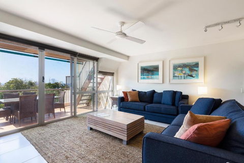 Comfortable & Stylish With Rooftop Spa - Accommodation Port Macquarie 6