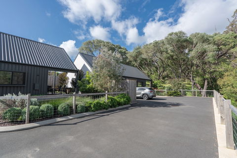 Margaret River Bungalows - Accommodation Port Macquarie 2