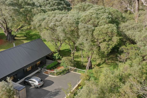 Margaret River Bungalows - Accommodation Port Macquarie 0
