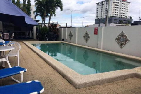 Inner City Granny Flat - Accommodation Port Macquarie 5