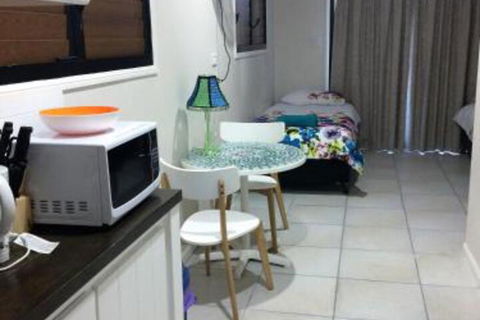 Inner City Granny Flat - Accommodation Port Macquarie 0
