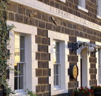 Elephant Bridge Hotel - Accommodation Port Macquarie
