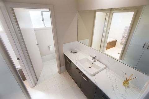 The Races Swanport - Accommodation Port Macquarie 3