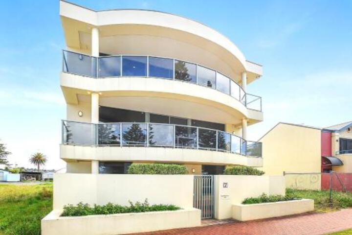 Kuitpo SA Accommodation Port Macquarie