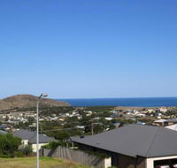 38 Wright Tce Encounter Bay - Accommodation Port Macquarie