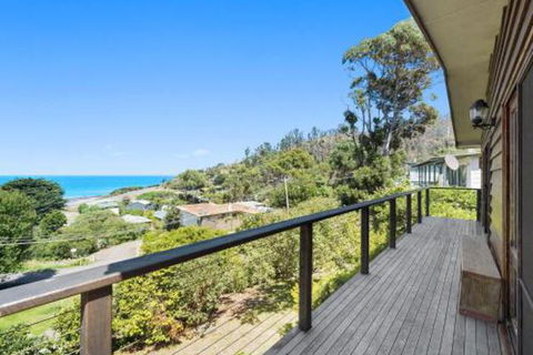 2 Degrees Of Separation - Accommodation Port Macquarie 5