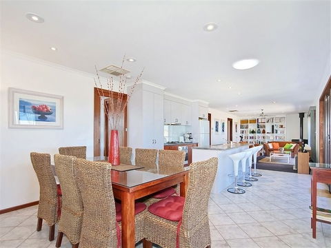 Beach House At Moana - Accommodation Port Macquarie 4