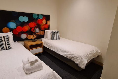 Absolute Collins - Accommodation Port Macquarie 6