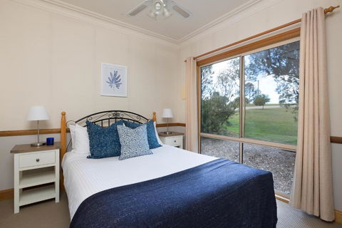 Windsors Edge Cottage Rothbury - Accommodation Port Macquarie 1