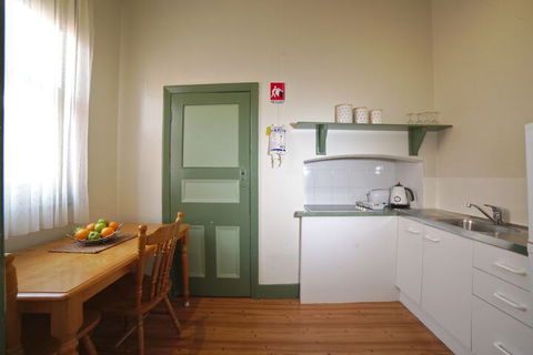 Ballarat Station Apartments - Accommodation Port Macquarie 5