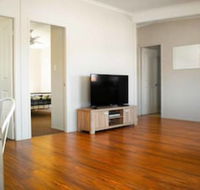 High View Cottage - Accommodation Port Macquarie