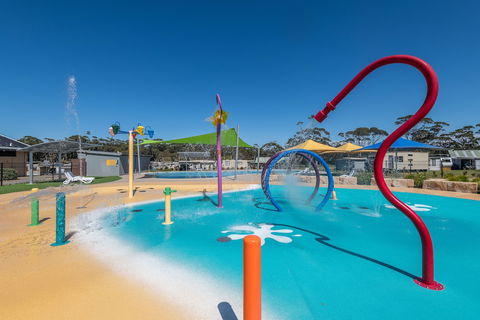 Holiday Haven Lake Tabourie - Accommodation Port Macquarie 1