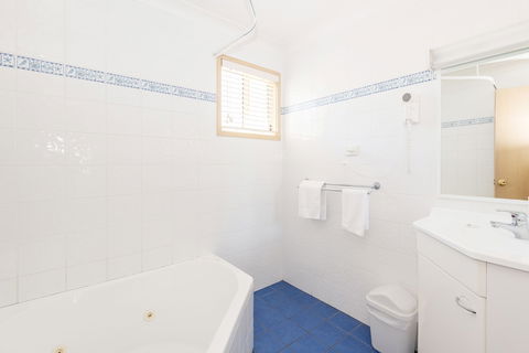 Holiday Haven Lake Tabourie - Accommodation Port Macquarie 5