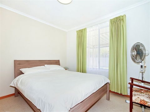 Sun & Sea - Accommodation Port Macquarie 2
