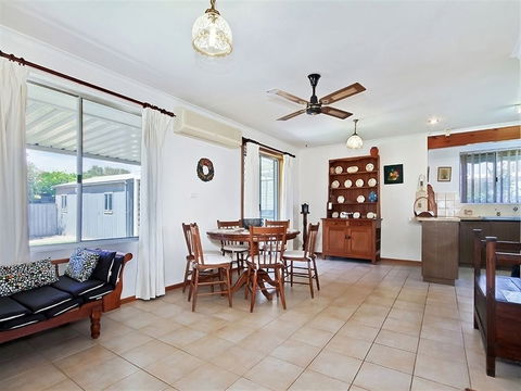 Sun & Sea - Accommodation Port Macquarie 0