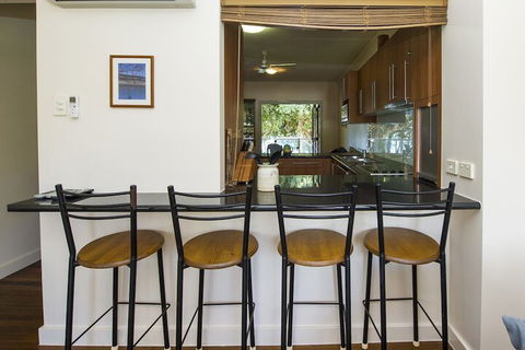 Twin Cottages - Accommodation Port Macquarie 3