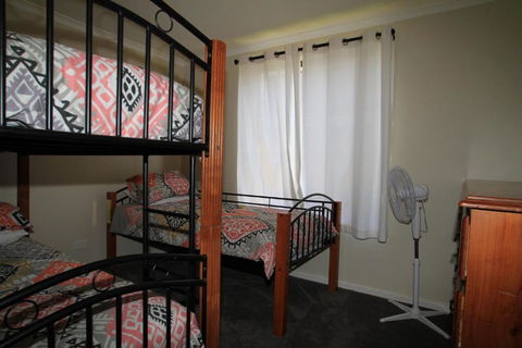The Waterfront On Teal - Accommodation Port Macquarie 3