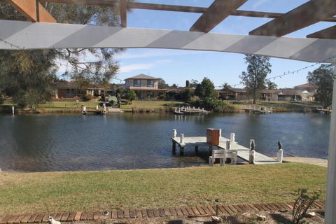 Waterfront On Sandpiper - Accommodation Port Macquarie 3