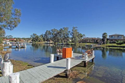 Waterfront On Sandpiper - Accommodation Port Macquarie 0