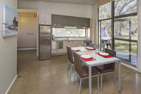 Ecocrackenback 12 'Sustainable Chalet Close To The Slopes.' - Accommodation Port Macquarie 6