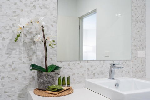 CENTRAL NO 5 LUXURY APARTMENT - Accommodation Port Macquarie 4
