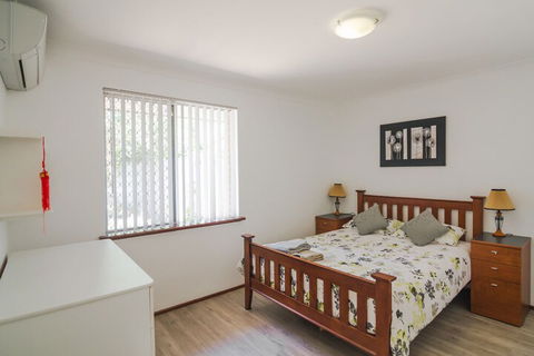Cosy Murdoch Home - Accommodation Port Macquarie 1