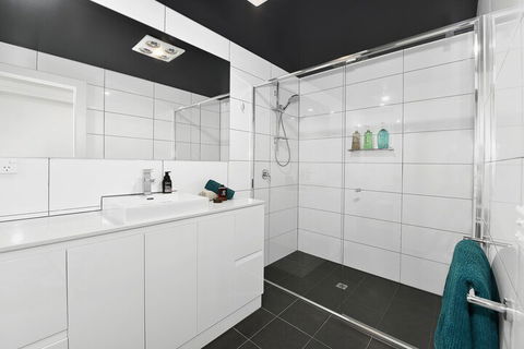 Close To Airport City & Shops - Accommodation Port Macquarie 5