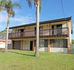 House that has the Lot - Accommodation Port Macquarie