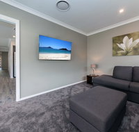 Tomaree Road 19 The Cottage - Accommodation Port Macquarie