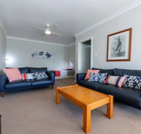 Quarterdeck Unit 1/ 12 Magnus Street - Accommodation Port Macquarie