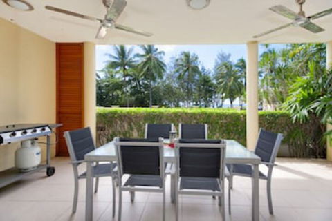 Peponi 2 - Beachfront Apartment - Accommodation Port Macquarie 0
