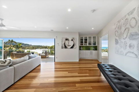 Ultimate Beach House - Accommodation Port Macquarie 2