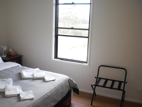 Riverdowns Cottage - Accommodation Port Macquarie 0