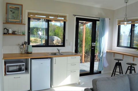 Flotsam Studio Accommodation - Accommodation Port Macquarie 6