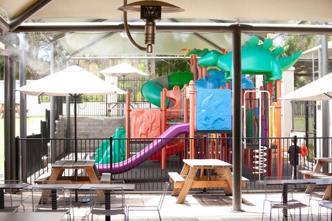 Bateau Bay Hotel - Accommodation Port Macquarie 3