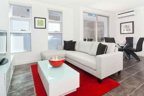 Classy Central Caulfield - Accommodation Port Macquarie 0