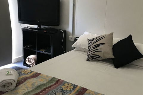 Tin Can Bay Budget Accommodation - Accommodation Port Macquarie 3