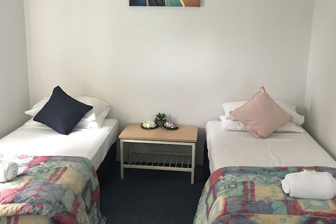 Tin Can Bay Budget Accommodation - Accommodation Port Macquarie 2