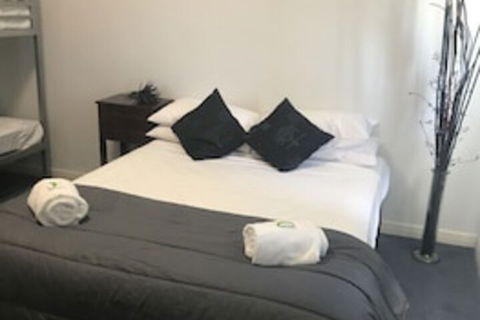 Tin Can Bay Budget Accommodation - Accommodation Port Macquarie 0