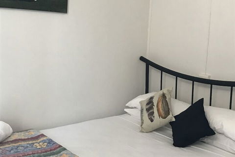 Tin Can Bay Budget Accommodation - Accommodation Port Macquarie 4