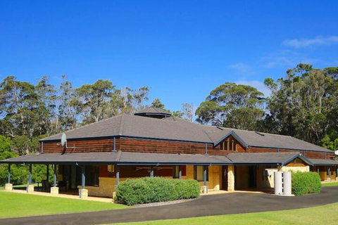 Harmony Forest Accommodation & Vineyard - Accommodation Port Macquarie 2