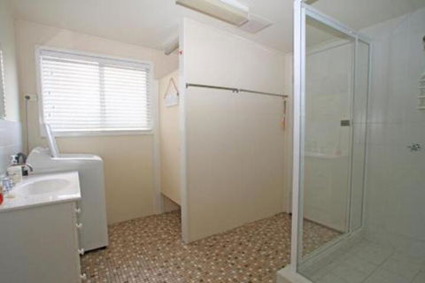 The Beach House In Berrara - Accommodation Port Macquarie 7